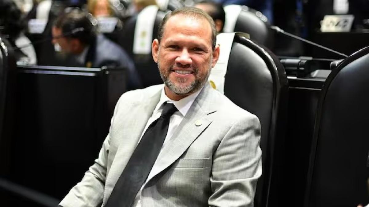 Por: Cortesía Senador Daniel Barreda y su padre en el ojo del huracán: Retenciones arbitrarias en medio del debate sobre la reforma judicial