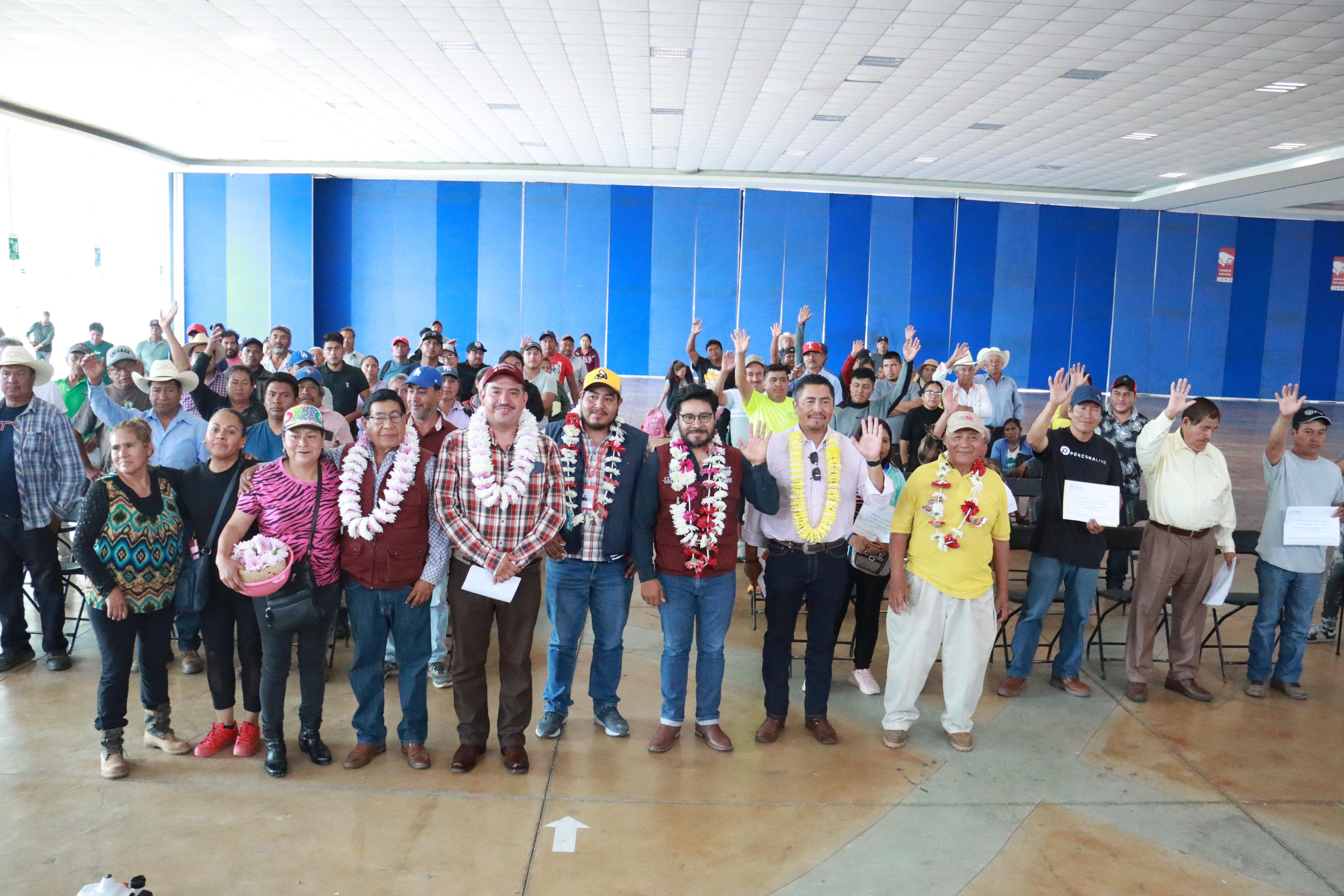 Por: Cortesía Ayuntamiento de Atlixco y SDR entregan equipos para revitalizar la agricultura local