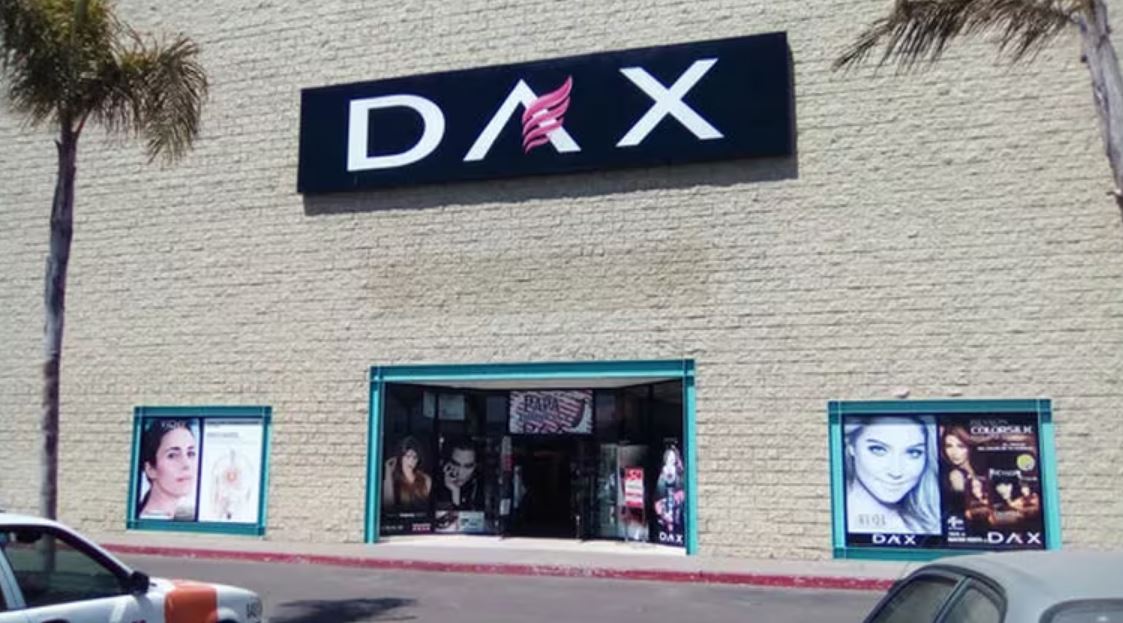 Por: Cortesía Carlos Slim cambia el panorama: Sanborns cierra, DAX emerge como nueva marca