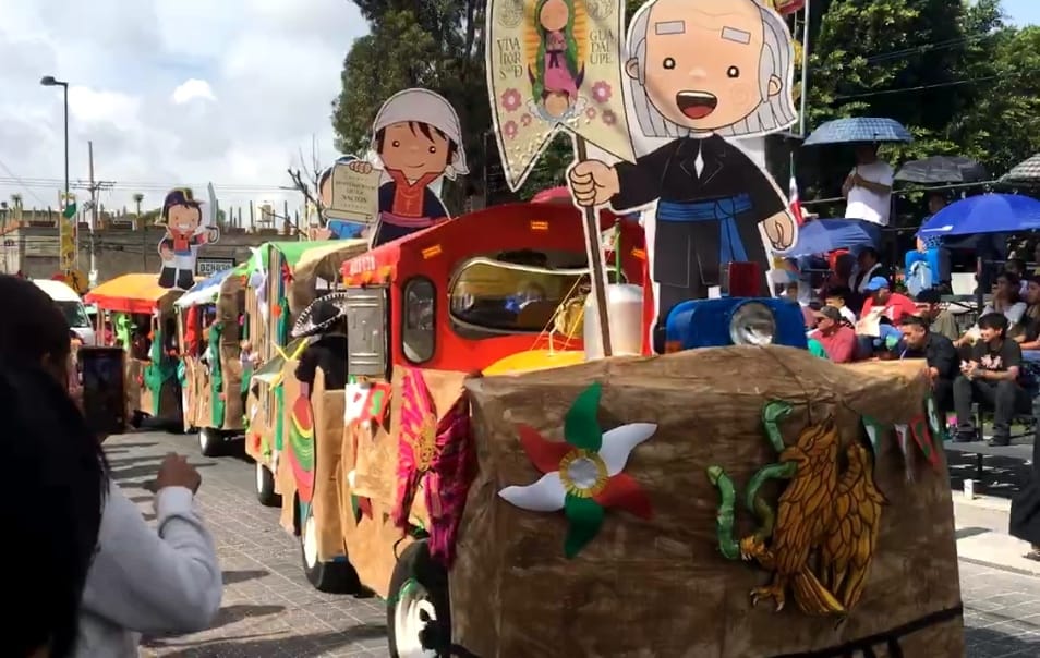 Por: Cortesía Lula Pineda Desfile cívico en San Andrés Cholula transcurre sin novedad y con gran participación ciudadana