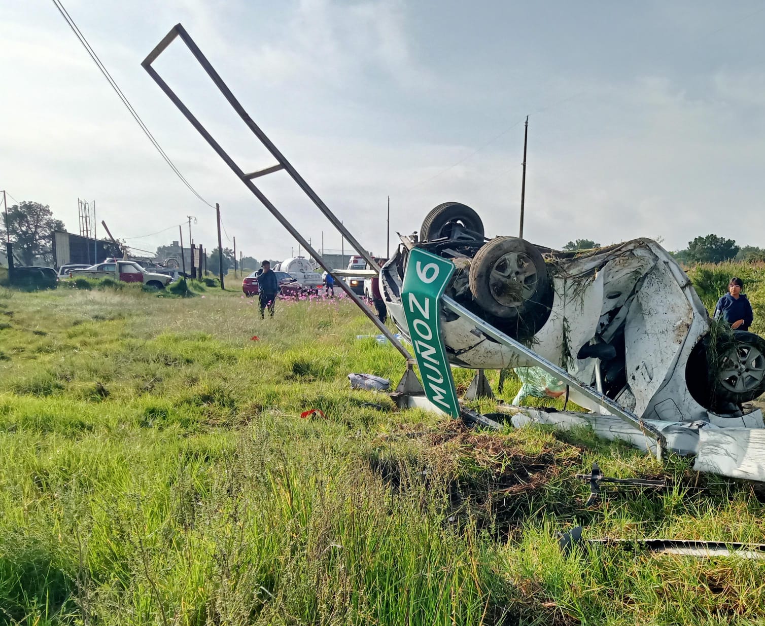 Por: Cortesía Volcadura en la carretera Apizaco-Muñoz dejó una mujer sin vida