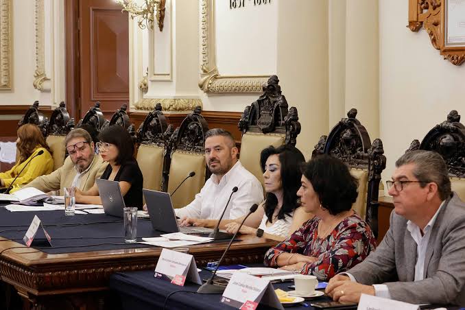 Por: Cortesía Puebla aprueba inversión en obra pública y basificación de trabajadores