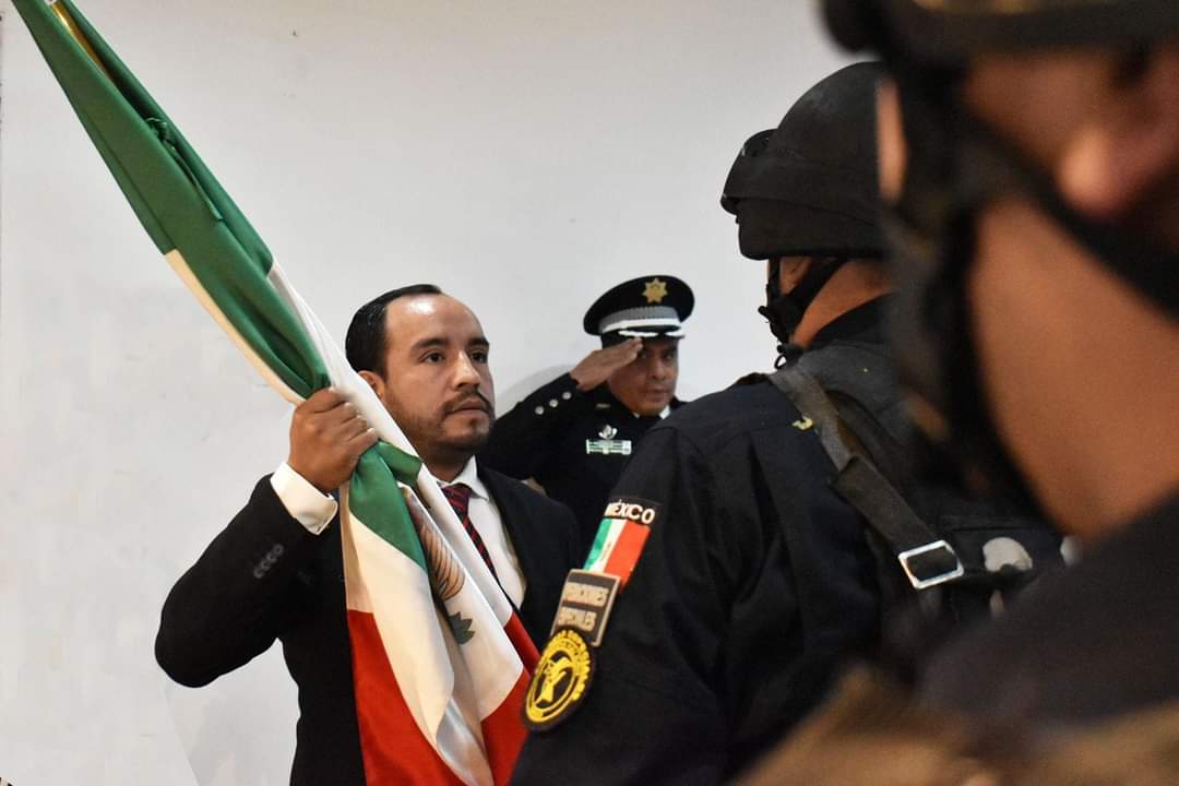 Exhiben al "club de los 8 mdp", encabezado por ex alcalde de Apizaco