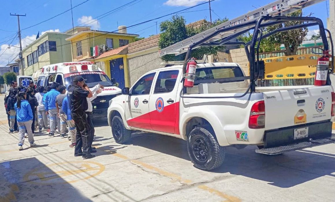 Por: Cortesía ¡Seguridad escolar! Policía de Huamantla educa a estudiantes con K9 y protección civil