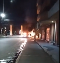 Por: Cortesía Encuentran vehículo en llamas con dos personas calcinadas en el centro de Loreto, Zacatecas