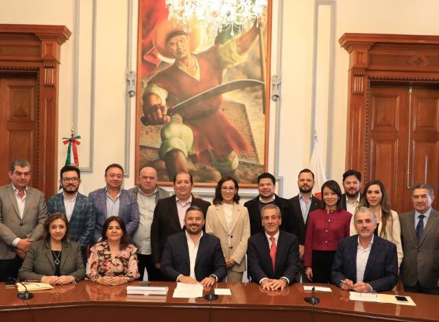 Por: Cortesía Puebla otorga 6 millones de pesos al equipo de transición de José Chedraui Budib