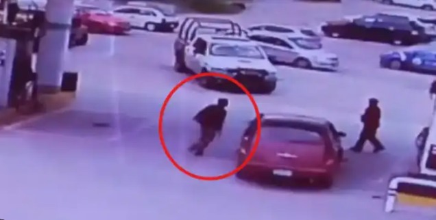 Por: Cortesía Intento de feminicidio en Puebla: mujer baleada frente a patrulla policial