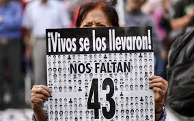Por: Cortesía Familias de los 43 normalistas: Exigen justicia y esclarecimiento, no dañar al Ejército