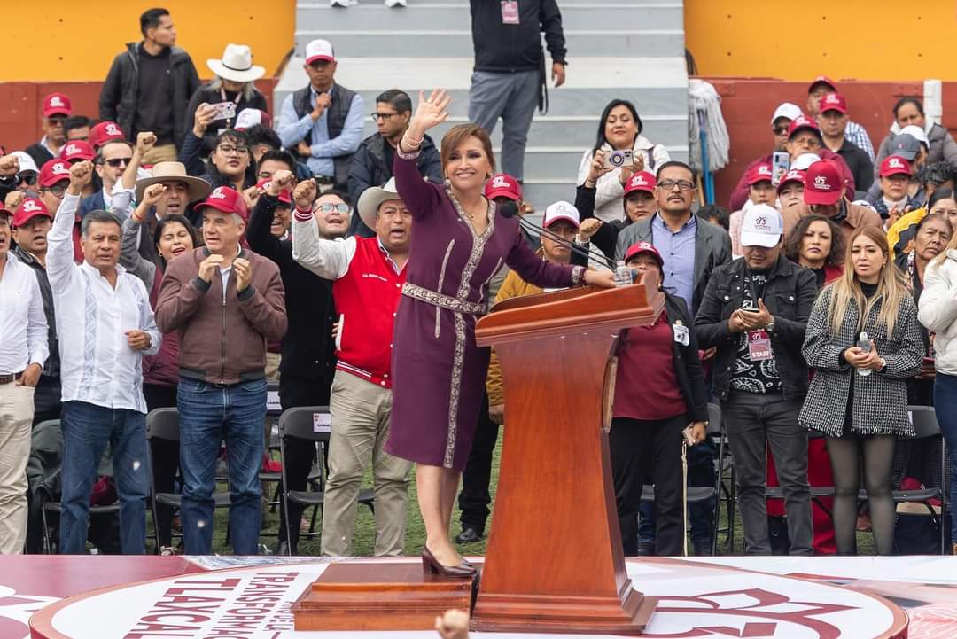 Celebró Lorena Cuéllar 3 años de transformación