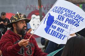 Por: Cortesía Nueva suspensión detiene la reforma judicial: Protegen a jueces y fideicomisos del Poder Judicial