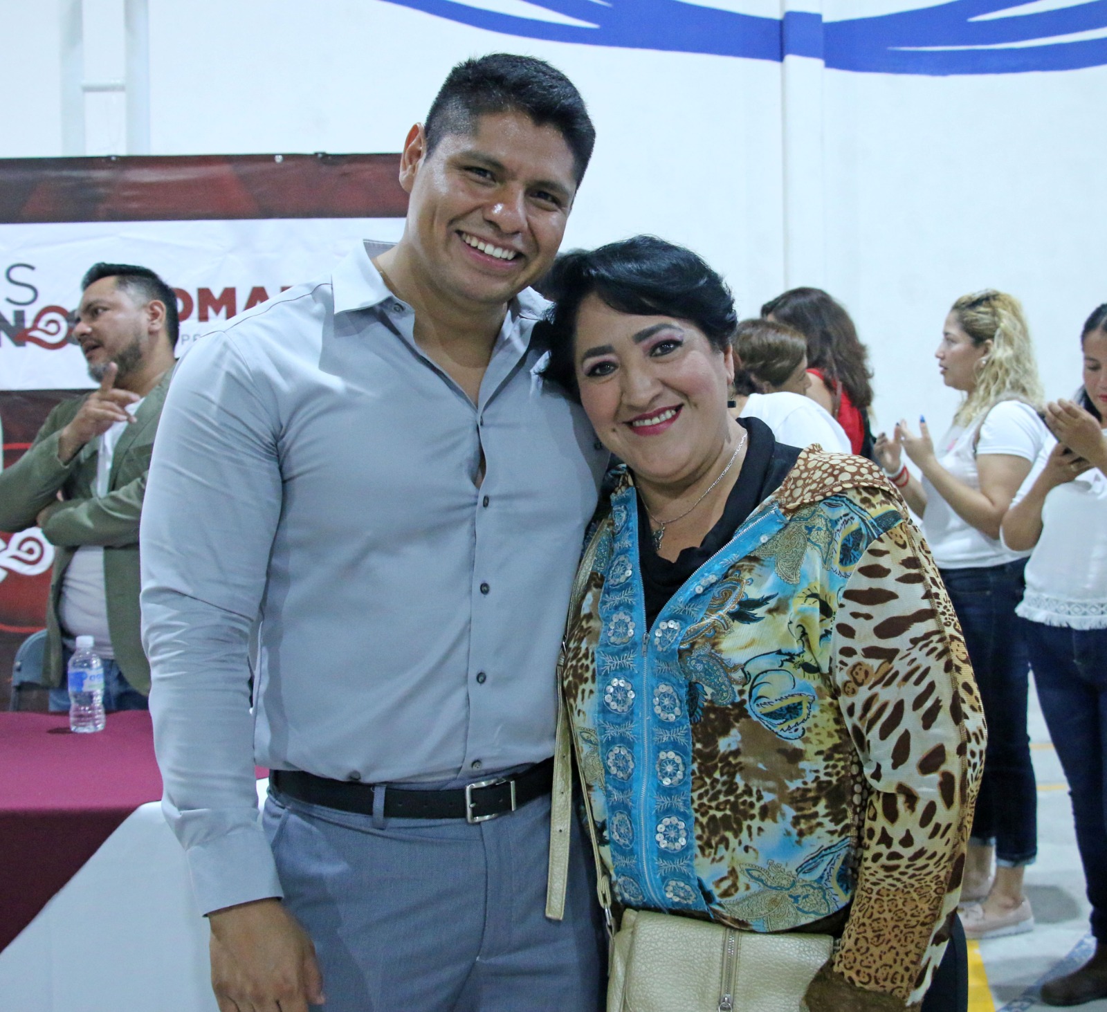 agradece omar muñoz a sergio salomon 3