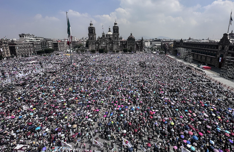 Por: Cortesía López Obrador asegura que México vive una "auténtica democracia" en su último Informe de Gobierno