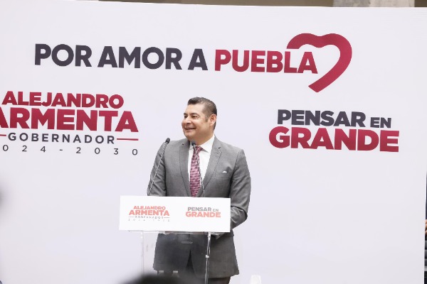 Por: Cortesía Próximo gobernador de Puebla no descarta alza al pasaje