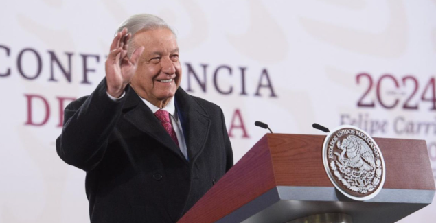 Por: Cortesía AMLO se despide en su última mañanera