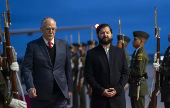 Por: Cortesía Gabriel Boric llega a México para asistir a la toma de posesión de Claudia Sheinbaum