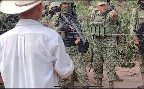 Por: Cortesía Militares desalojan bloqueo en Chiapas; pobladores temen avance del CJNG