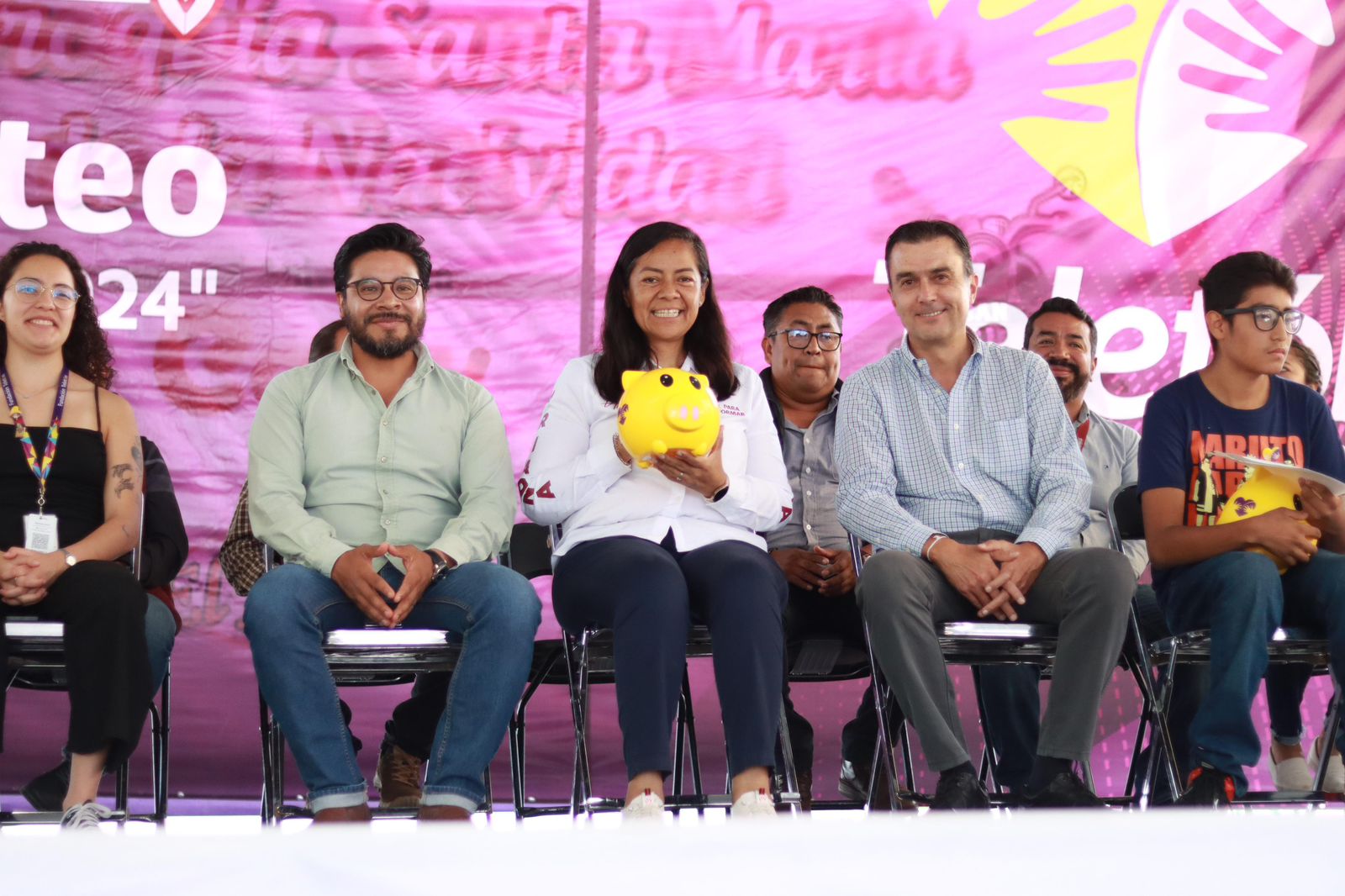Por: Cortesía Atlixco inicia con éxito el boteo teletón 2024: ¡Ariadna Ayala y Enrique Ibarrondo Ariza llaman a la solidaridad!