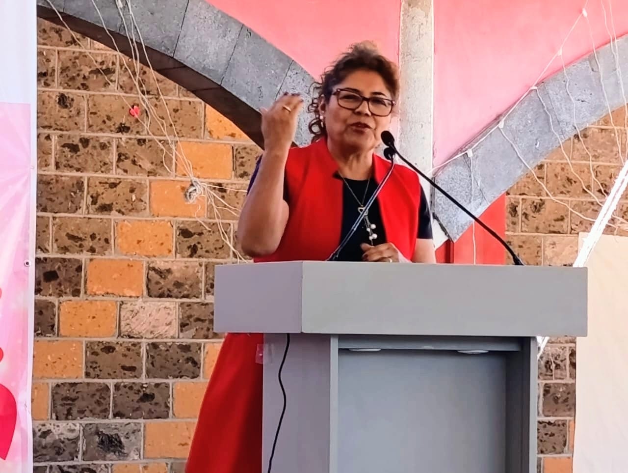 Comunicado oficial El Gobierno de Cuautlancingo y el DIF municipal, realizaron el foro: "Las Mujeres Podemos Ser Lo Que Queramos Ser"