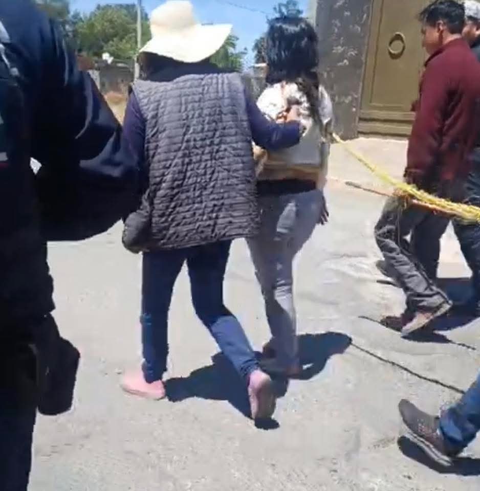 Suma Tlaxcala otro intento de linchamiento, en Tlaltelulco retienen a ladrones