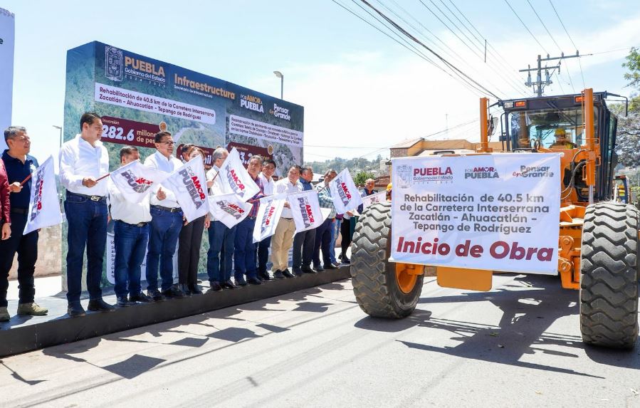 Foto: Cortesía Inicia rehabilitación de carreteras que transforman vidas en Sierra Norte