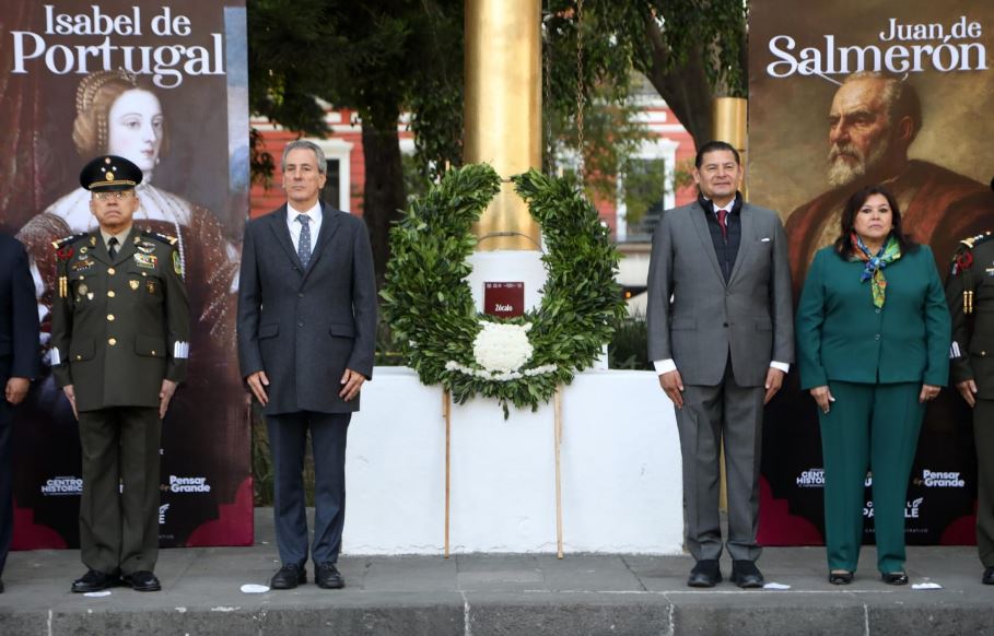 Puebla conmemora 494 años de historia con ceremonia cívica en el Zócalo