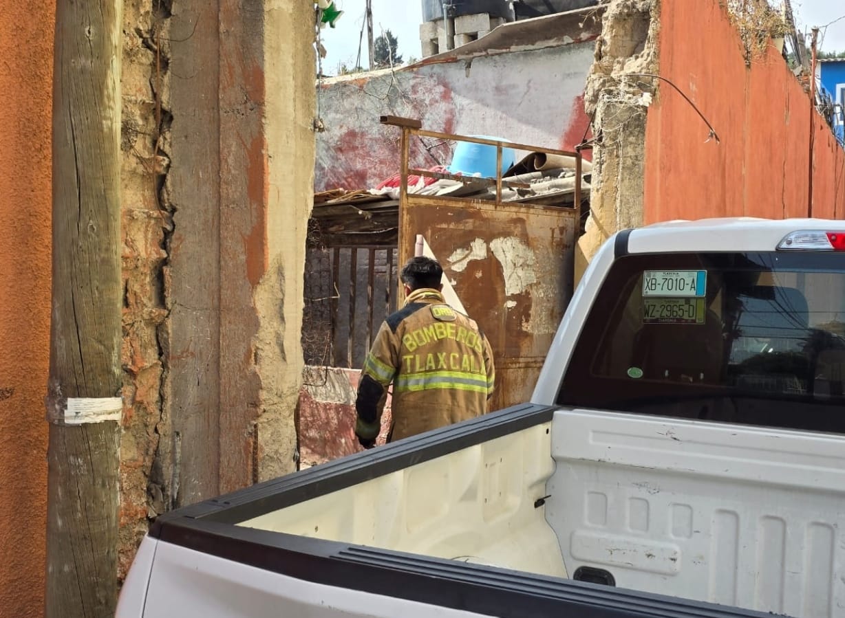 Hallan restos humanos en el fondo de un pozo en Tetlatlahuca; es el segundo caso registrado en menos de 24 horas