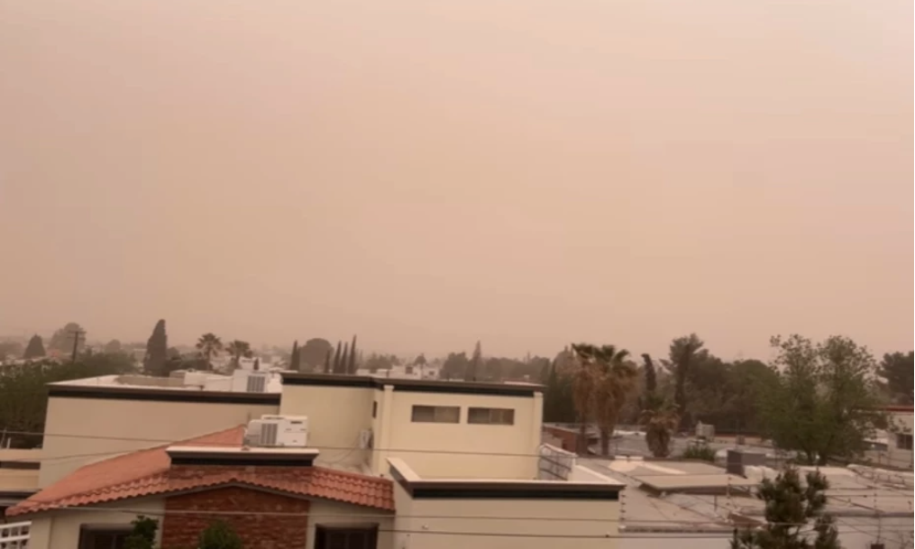 Foto: Cortesía Tormenta de arena cubre Ciudad Juárez este Viernes Santo; alertan precauciones