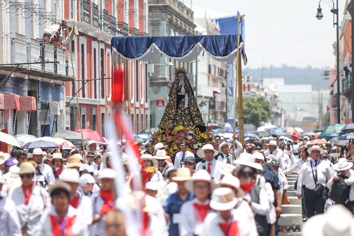 Foto: Cortesía Miles de fieles participan en la Procesión de Viernes Santo en Puebla