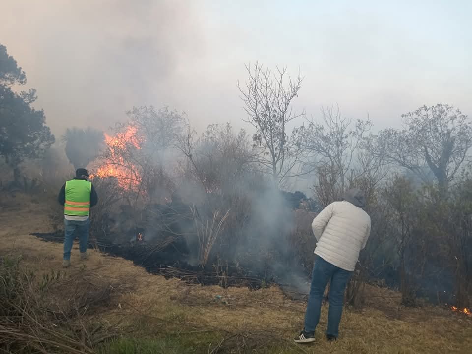 ncendio en Atltzayanca controlado al 80%, continúan labores por tierra y aire 