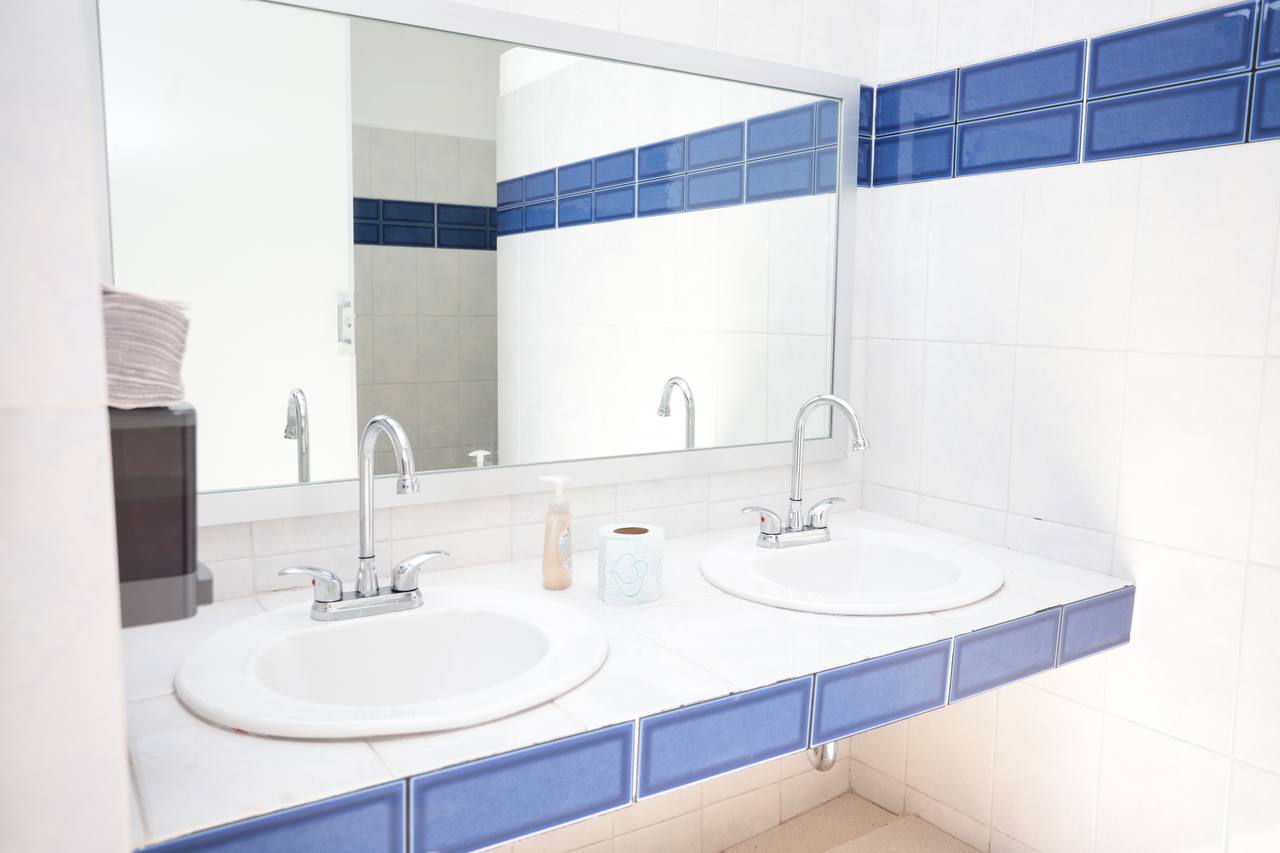 construcción modulos sanitarios caic sach 3