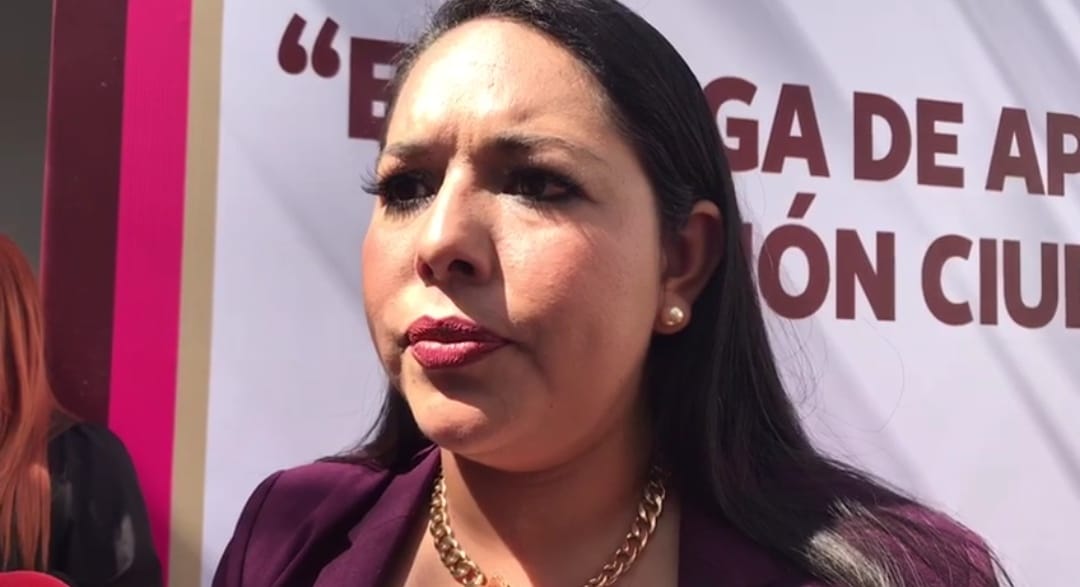 Por: Cortesía Lula Pineda Invita Tonantzin Fernández a ambulantes situados afuera de las escuelas a vender productos saludables y no chatarra