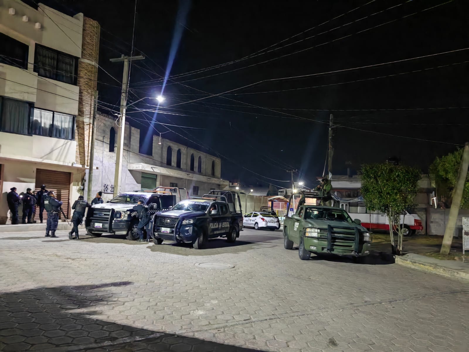 Dos lesionados por disparos de arma de fuego, saldo de tiroteo entre células criminales, en Ixtacuixtla
