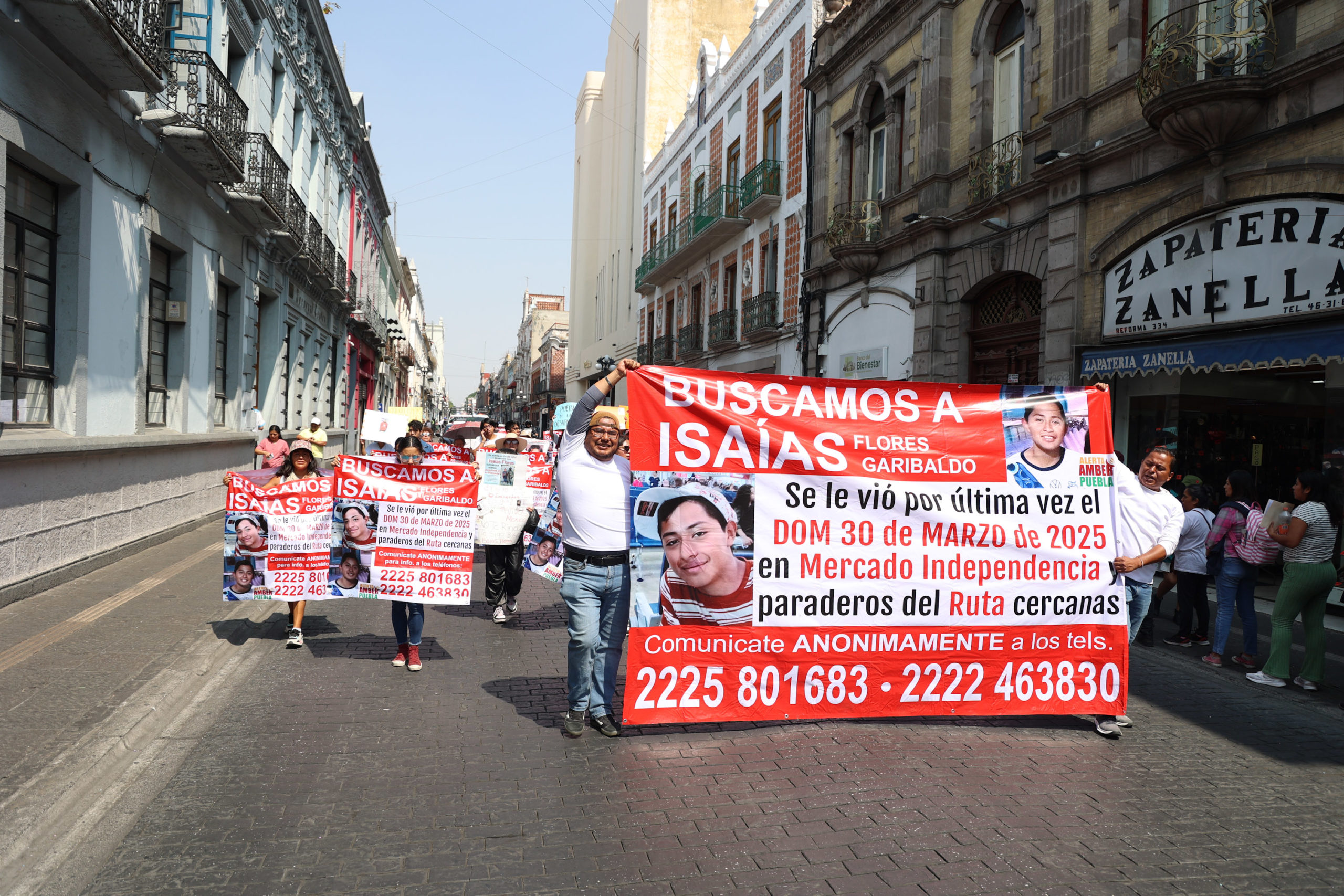 Foto: Cortesía Familiares de Isaías Flores marchan en Puebla para exigir su localización