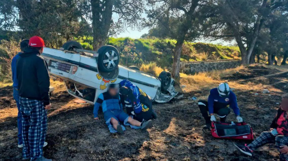 Foto: Cortesía Accidente en la carretera Mena-Huamantla deja dos personas lesionadas: investigan causas