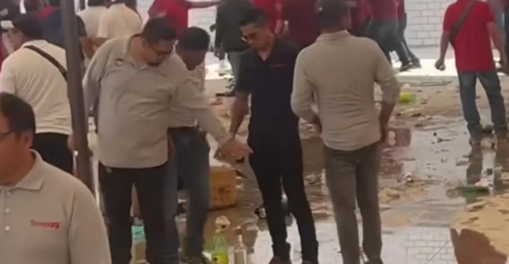 Festejo del Día del Trabajo en Tlaxcala termina en batalla campal