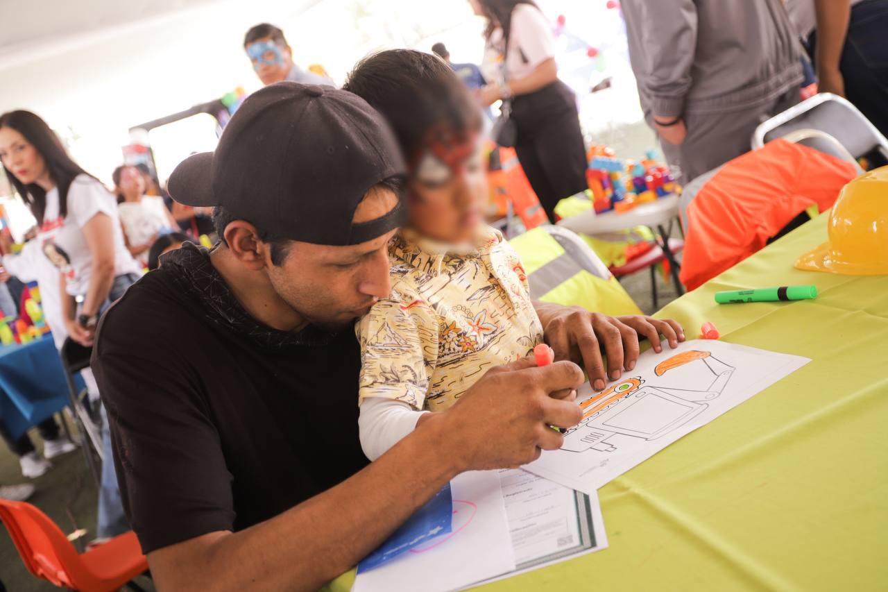 festejan niños sach 3