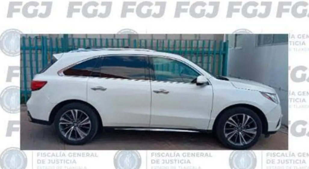 Aseguran camioneta robada en Tlaxcala; dueño la llevó a revisar