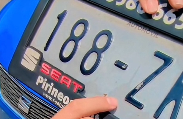 Portaplacas no están prohibidos en Puebla, aclara gobierno 