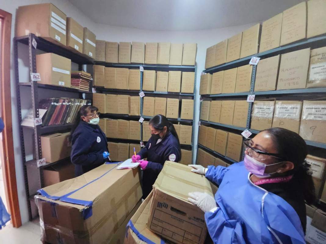 Foto: Cortesía Tlaxcala refuerza la preservación de documentos históricos en Apetatitlán