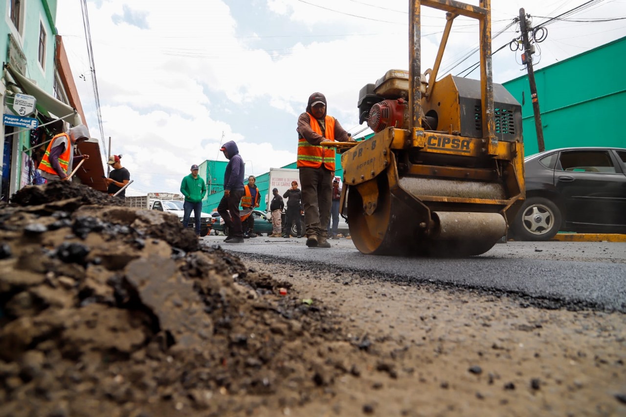 Comunicado oficial  Tonantzin Fernández refuerza acciones de bacheo en la Cabecera Municipal