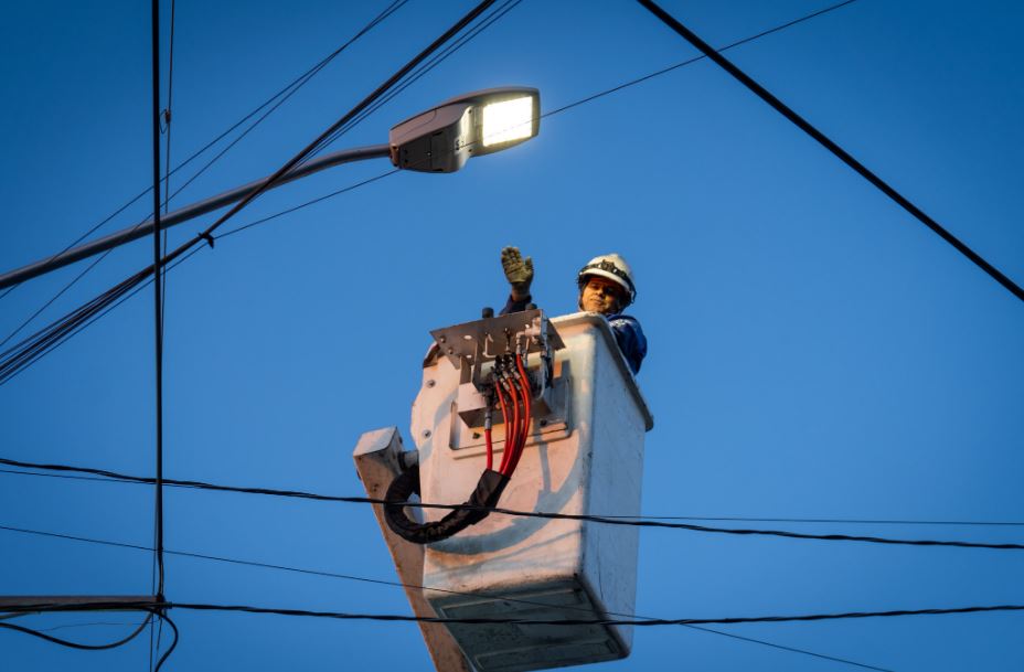 Foto: Cortesía San Antonio Abad alcanza cobertura total con luminarias LED