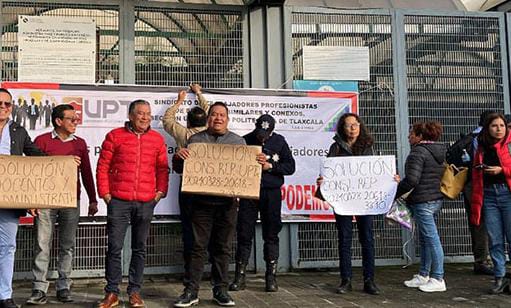 Foto: Cortesía Sindicato de la UPTx exige en CDMX la Constancia que valida su representación