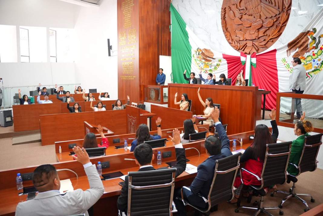 Foto: Cortesía Parlamento Juvenil Tlaxcala 2024: jóvenes impulsan cambios y diversidad