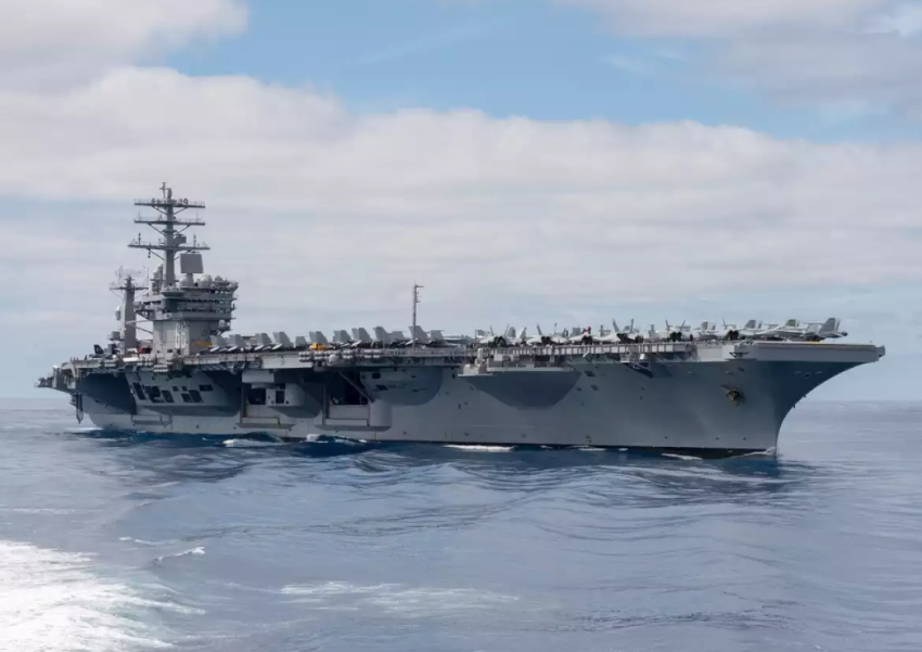 Foto: Cortesía Sheinbaum confirma buques militares de EU en aguas del Caribe