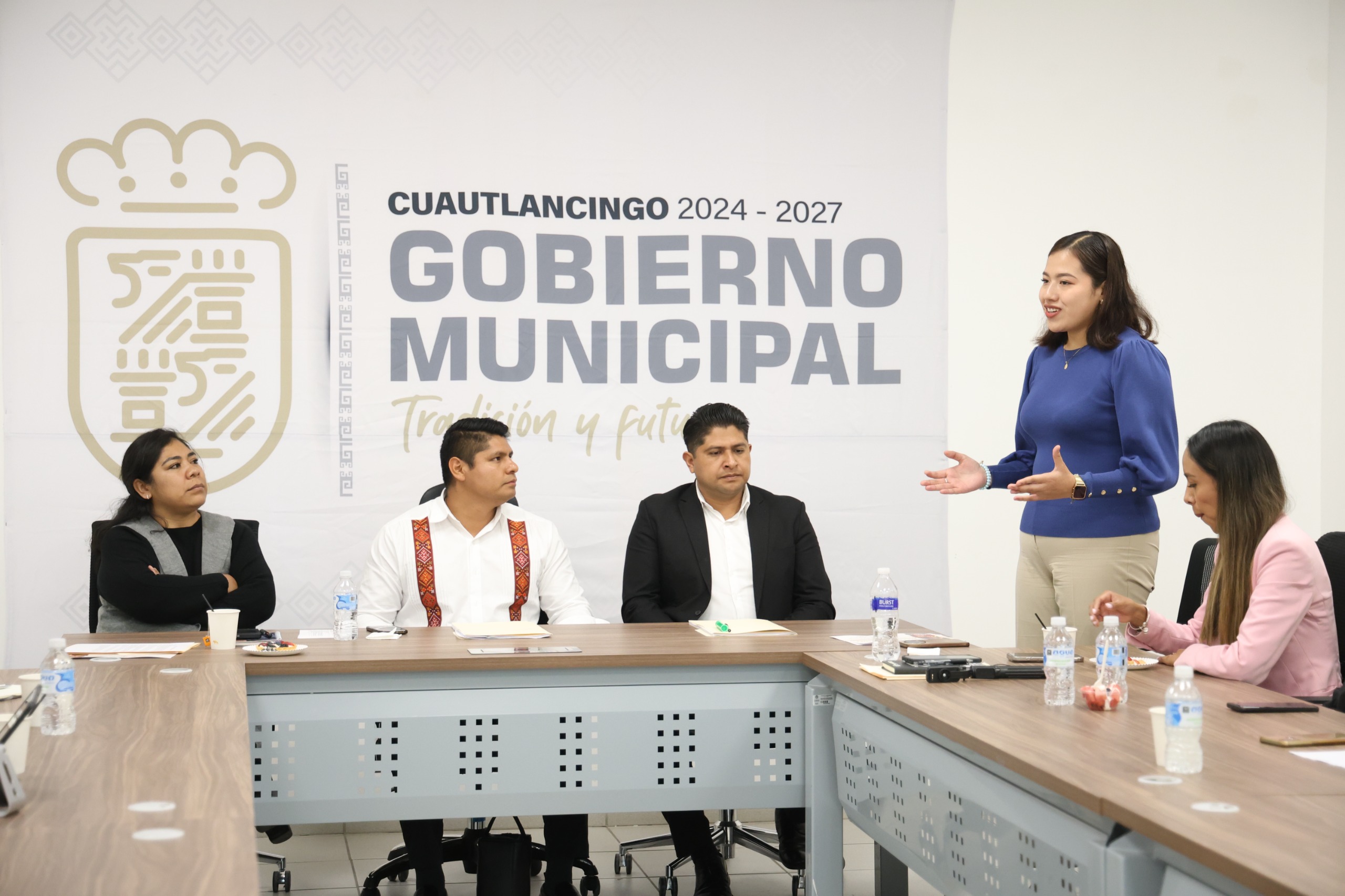Comunicado oficial Preside Omar Muñoz premiación del concurso “Regidor por un día”