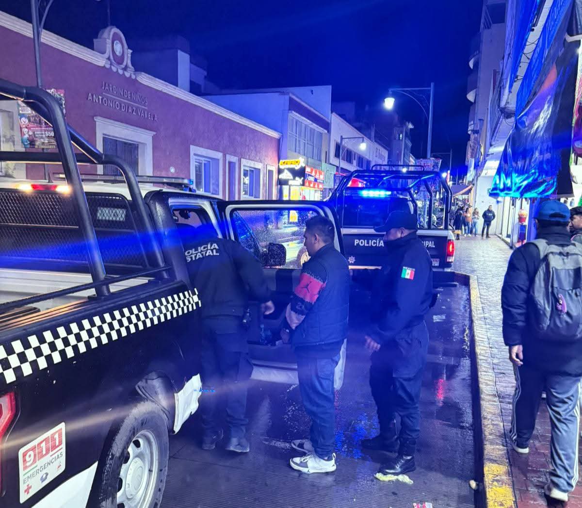 Foto: Cortesía Detienen en Chiautempan a 3 presuntos "desplazadores" en sucursal bancaria