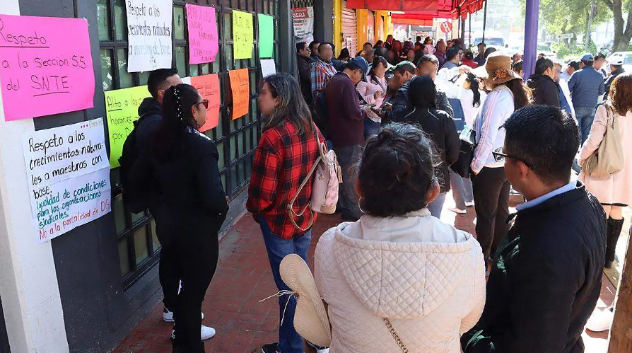 Foto: Cortesía Trabajadores del Cecyte-Emsad en Tlaxcala exigen respeto a sus horas laborales
