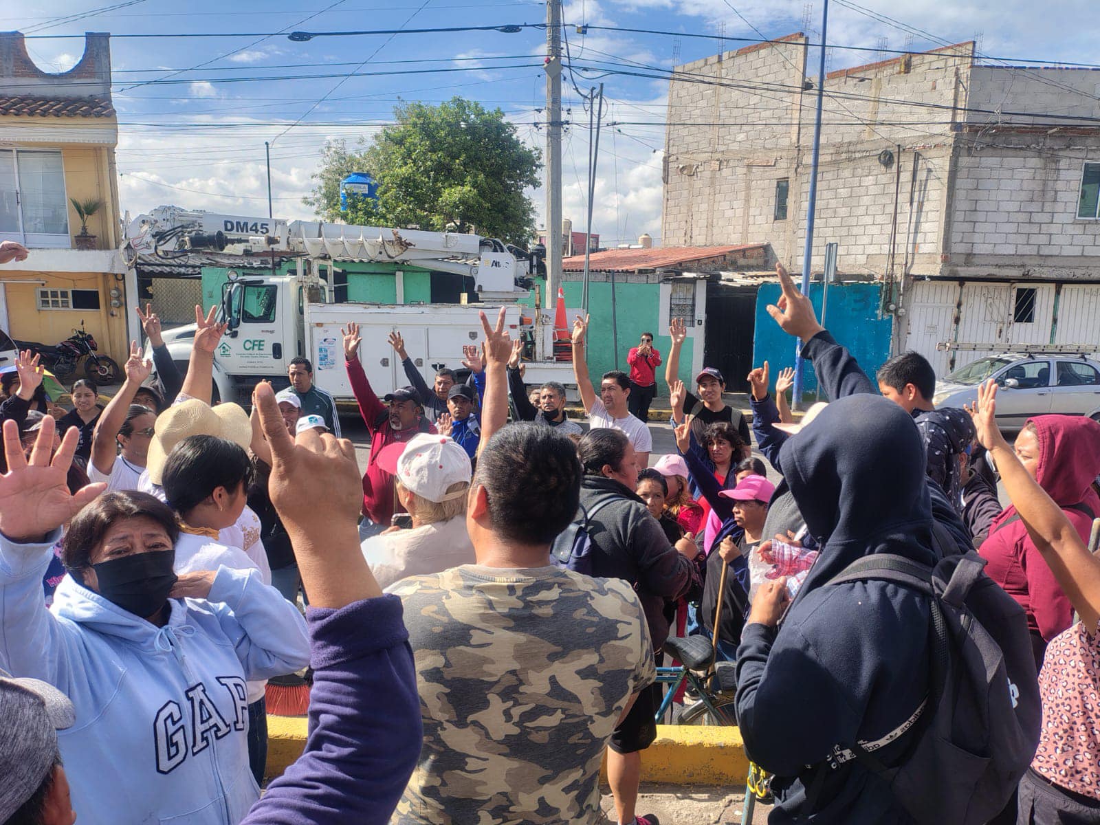 Por: Cortesía Lula Pineda Realizan Jornada de Limpieza en la Inspectoría Lázaro Cárdenas con participación ciudadana