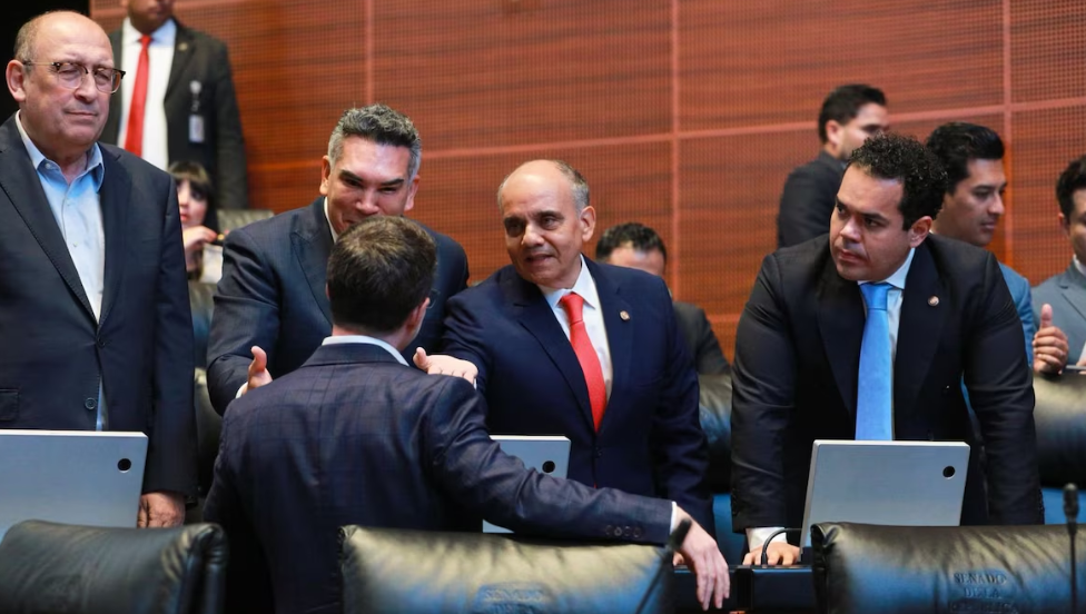Foto: Cortesía Oposición exige acuerdo con Trump; urgen certidumbre para inversión