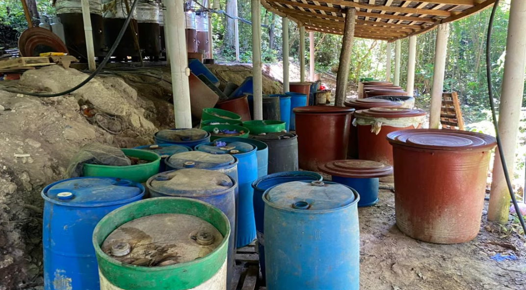 Foto: Cortesía FGR desmantela narcolaboratorio en Palenque y asegura químicos y equipos